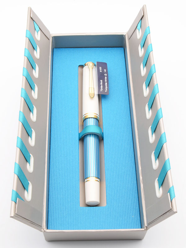 Pelikan M600 Souveran Fountain Pen - 2018 LE Turquoise-White